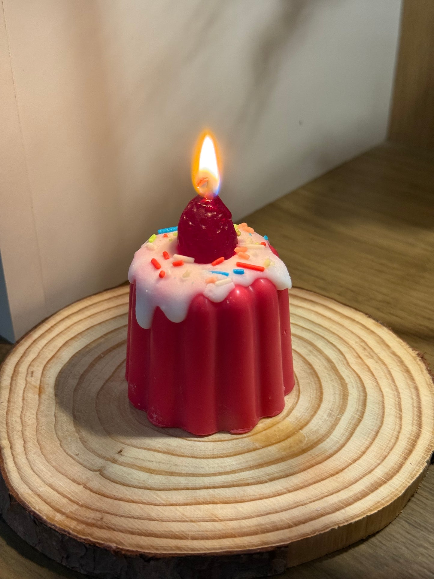 Canelé Candle