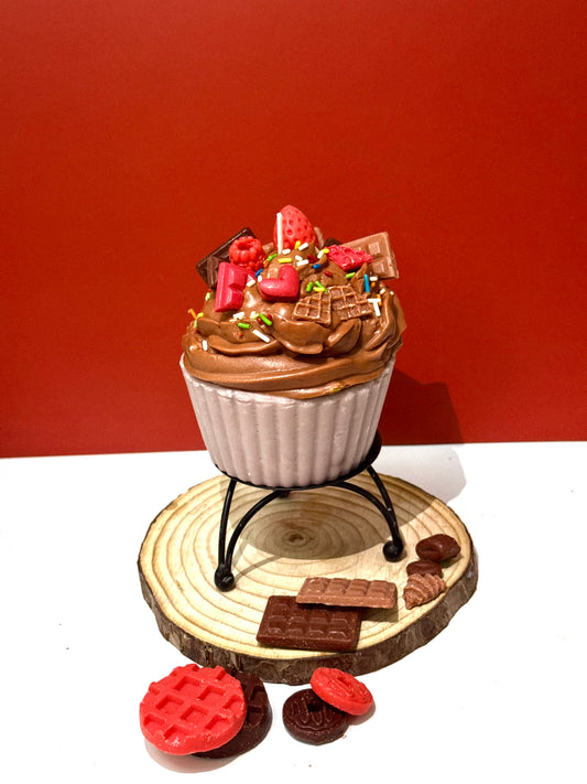 muffin chocolate candle