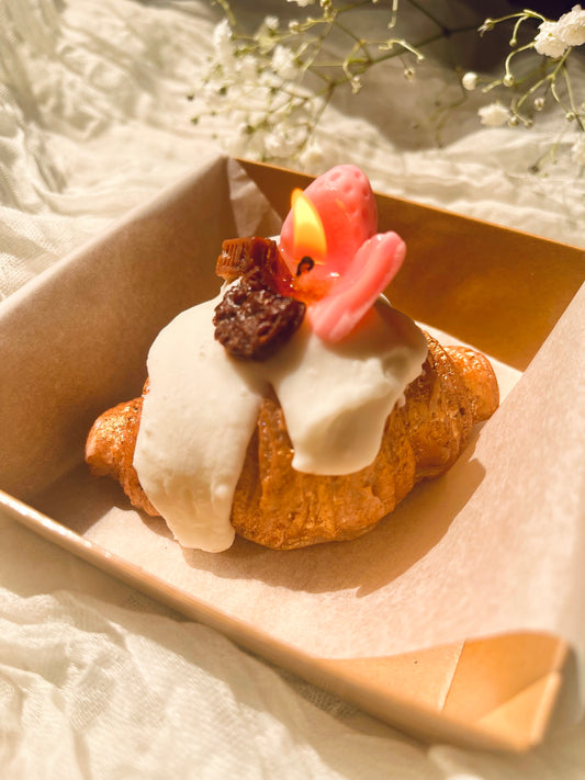 Croissant Candle